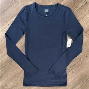 Gap long-sleeve tee